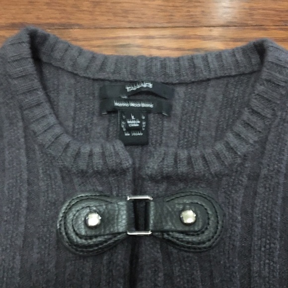 Tahari Gray Cardigan with Leather Snap Toggles - Picture 3 of 6